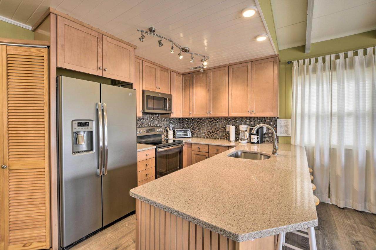 Holden Beach Family Abode - Steps To Ocean! 외부 사진