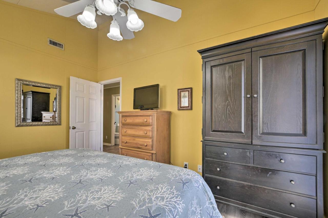 Holden Beach Family Abode - Steps To Ocean! 외부 사진
